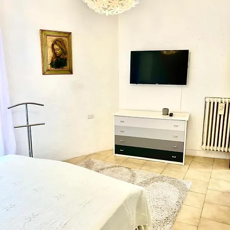 Casa Maribel 勒威诺